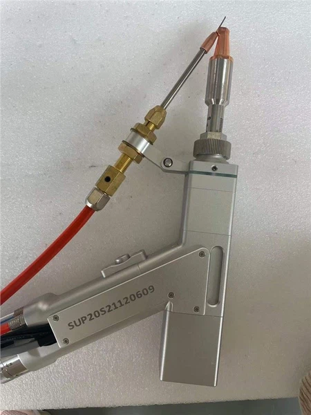 High Quality Laser Spot Welding Machine 1500w CNC Handheld Fiber Laser Welder Price